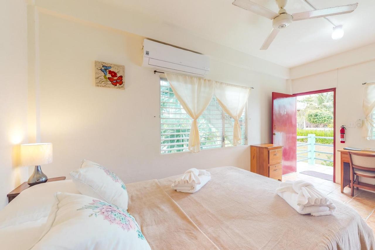 Palmetto#1 @ Island Cabanas Caye Caulker Extérieur photo